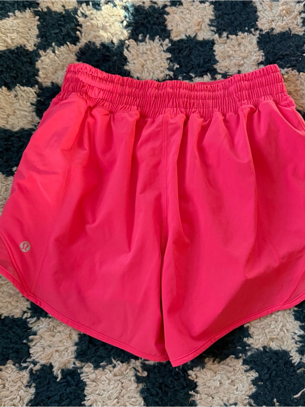 Lululemon Hotty hot high rise lined short